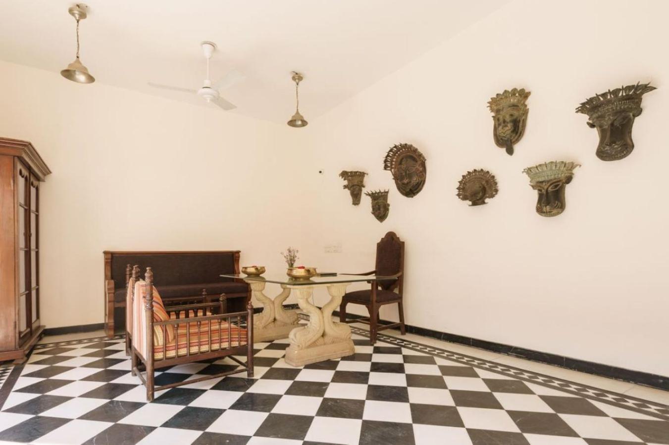 Vivaana Culture Hotel Mandāwa Esterno foto