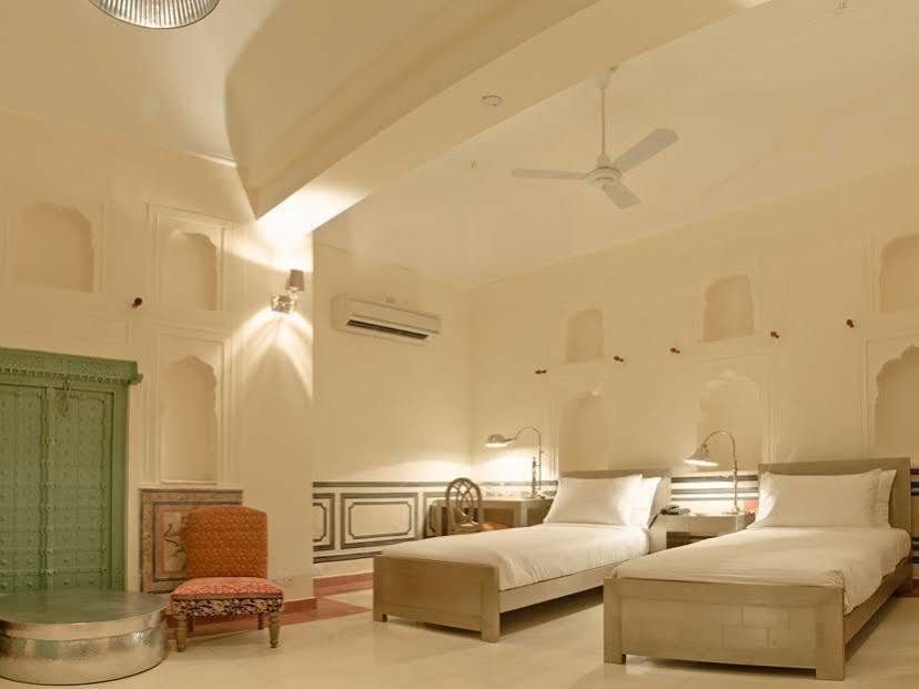 Vivaana Culture Hotel Mandāwa Esterno foto