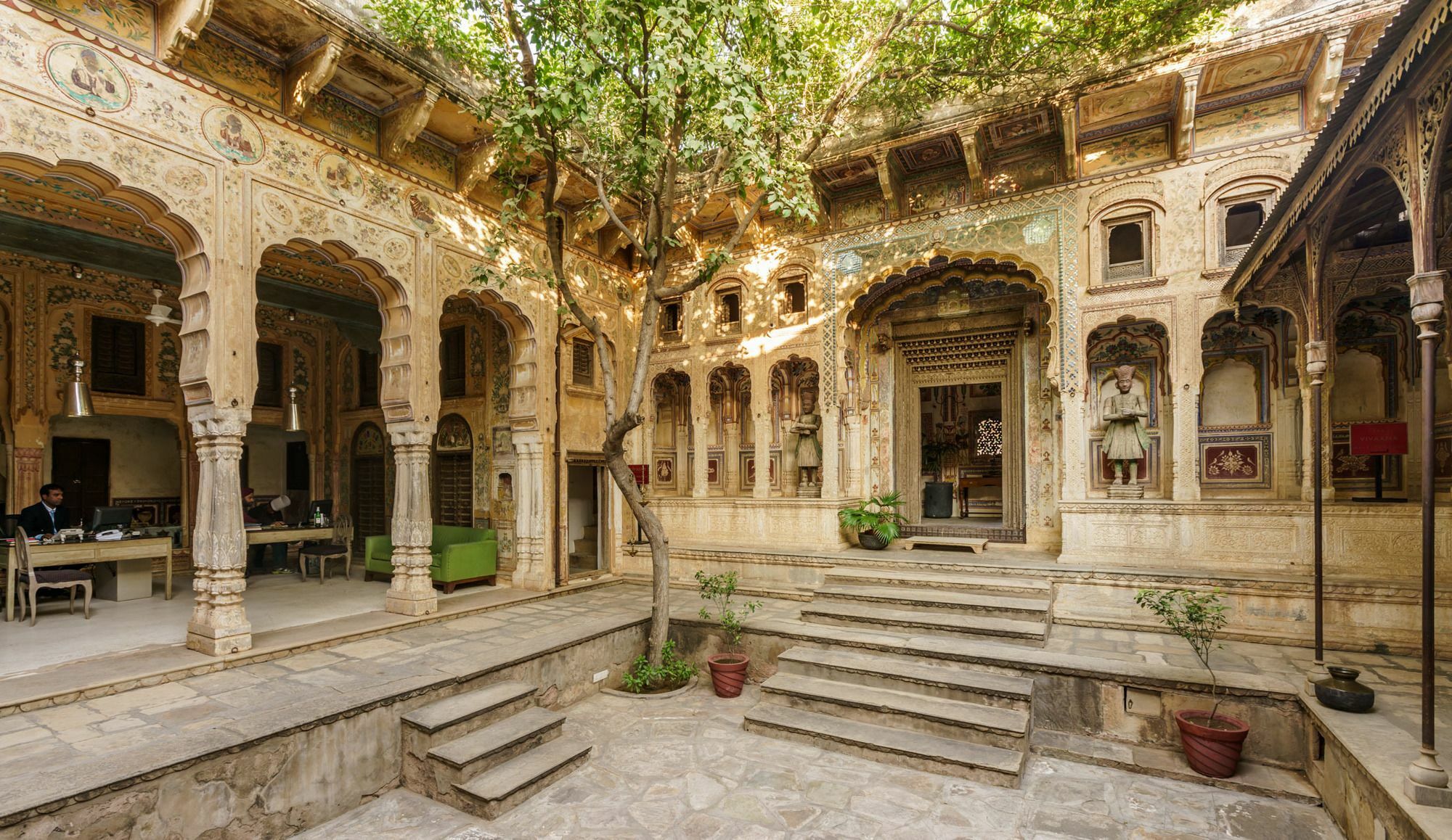 Vivaana Culture Hotel Mandāwa Esterno foto